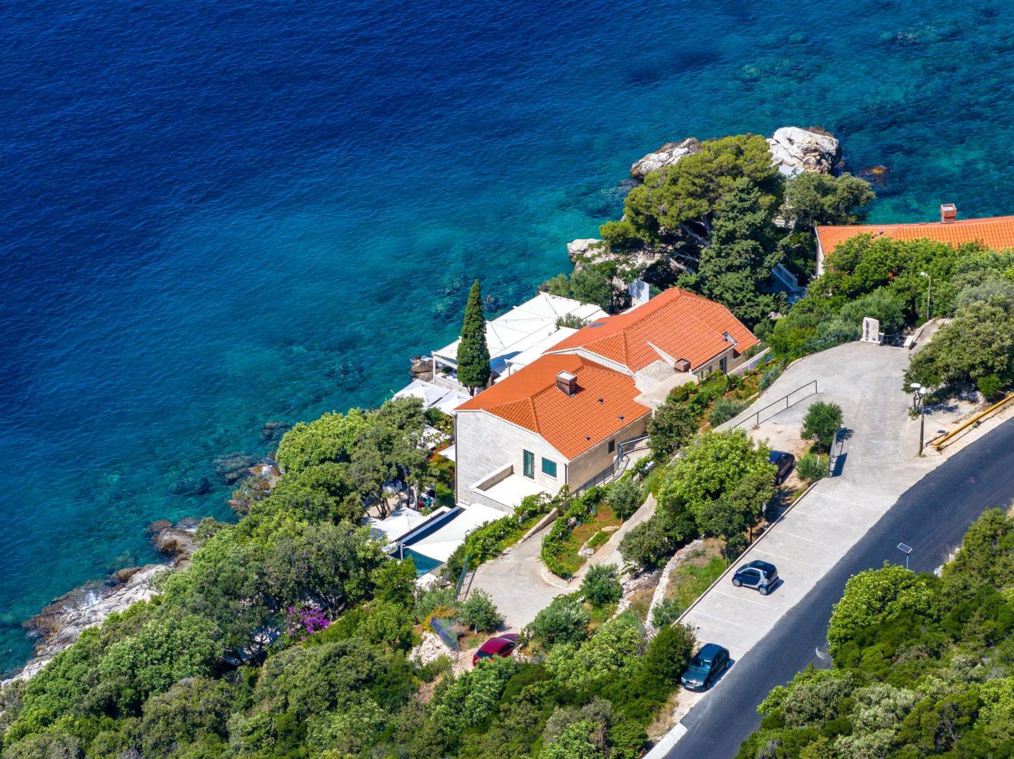 Levanat Apartman *